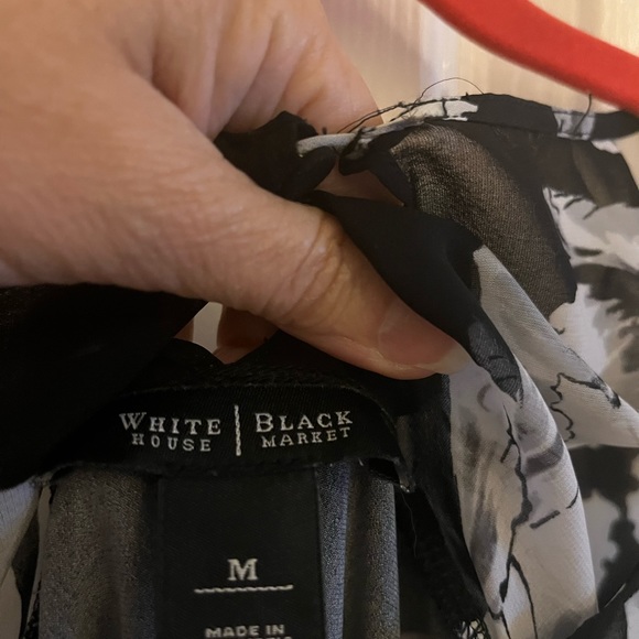 White House Black Market women’s blouse size M.  EUC smoke free home. - Picture 3 of 4